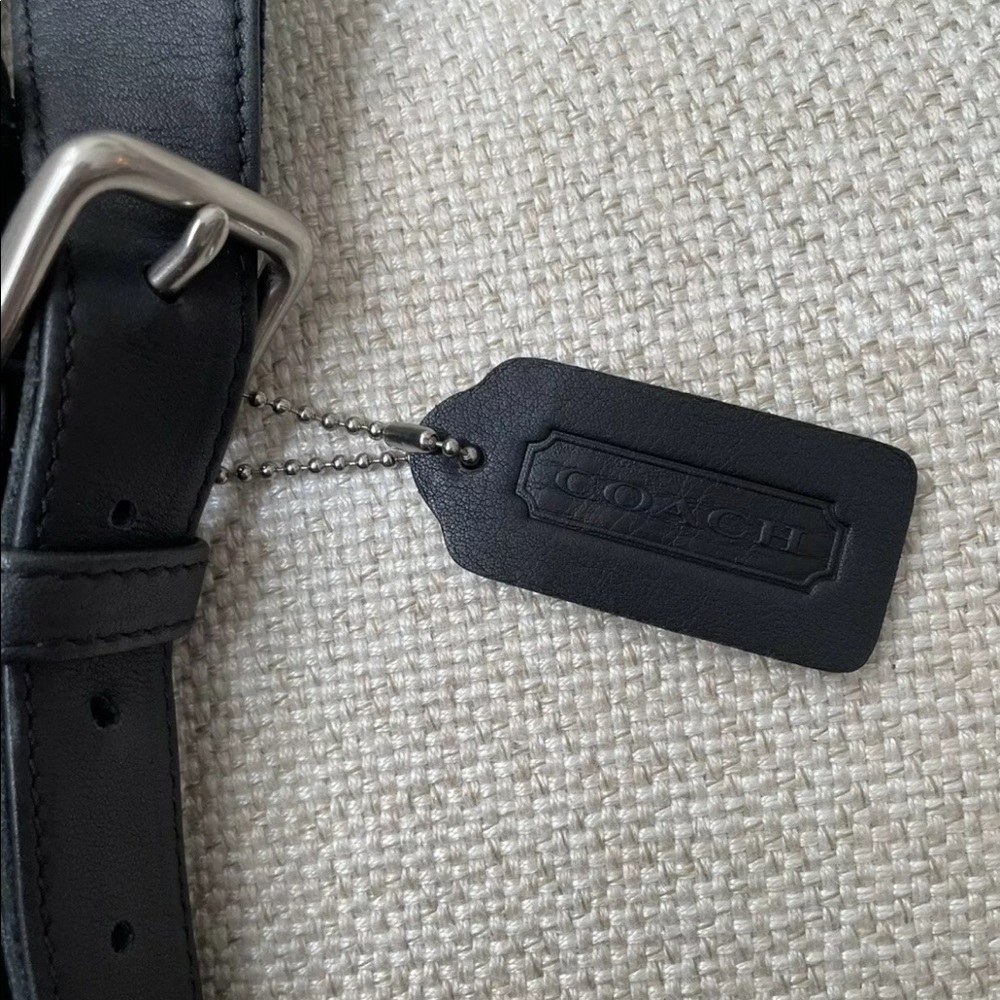 Coach Black nylon and leather trim messenger bag - Picture 5 of 15
